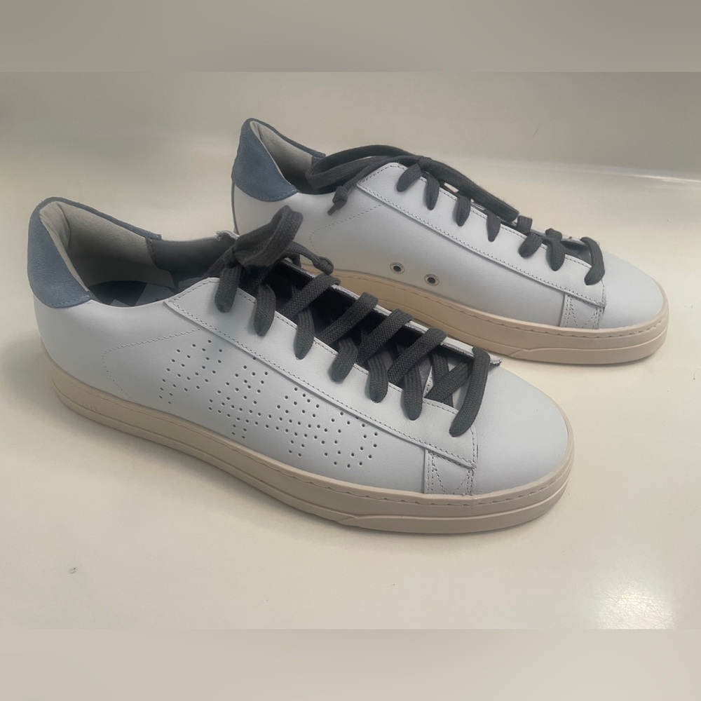 NWOT P448 John Trainers